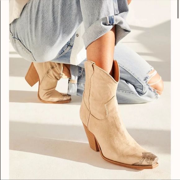 Free People Shoes - NEW Free People Brayden Western Boots Size 41EU Bone